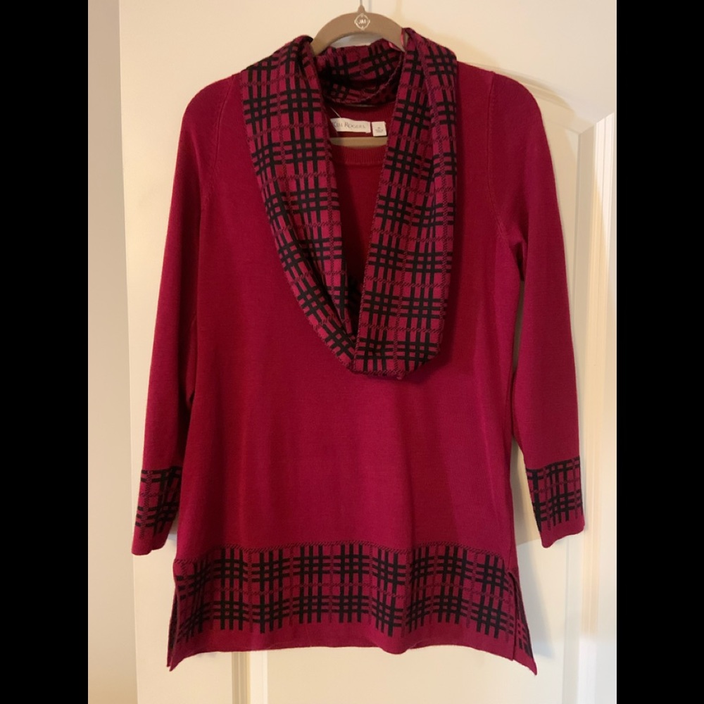 Kim Rogers ladies tunic sweater with detachable cowl collar